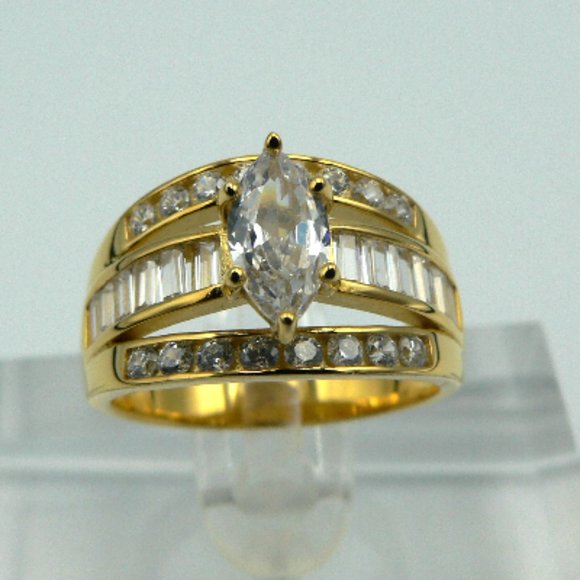 Sz 6.5 Simulated Diamond 3 Row Band Ring - Picture 1 of 6